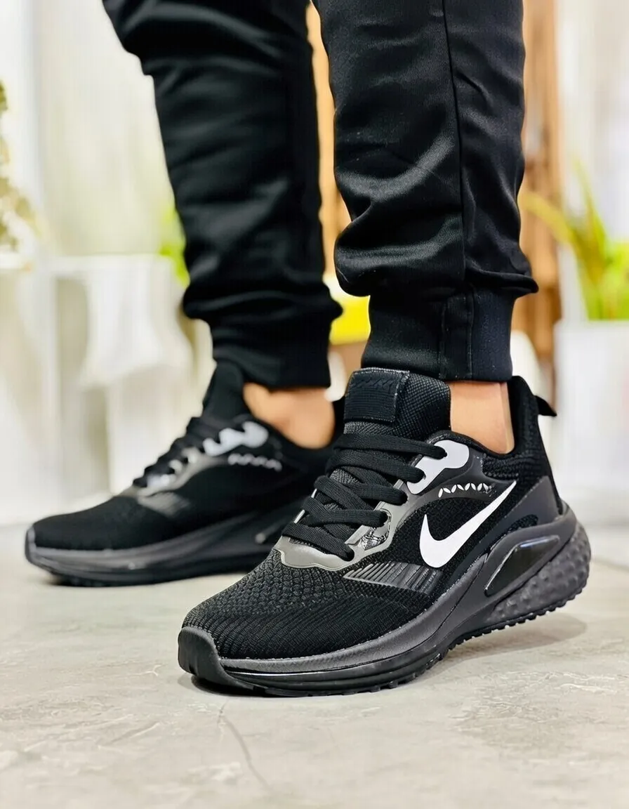 Zapatillas Nike talla 43